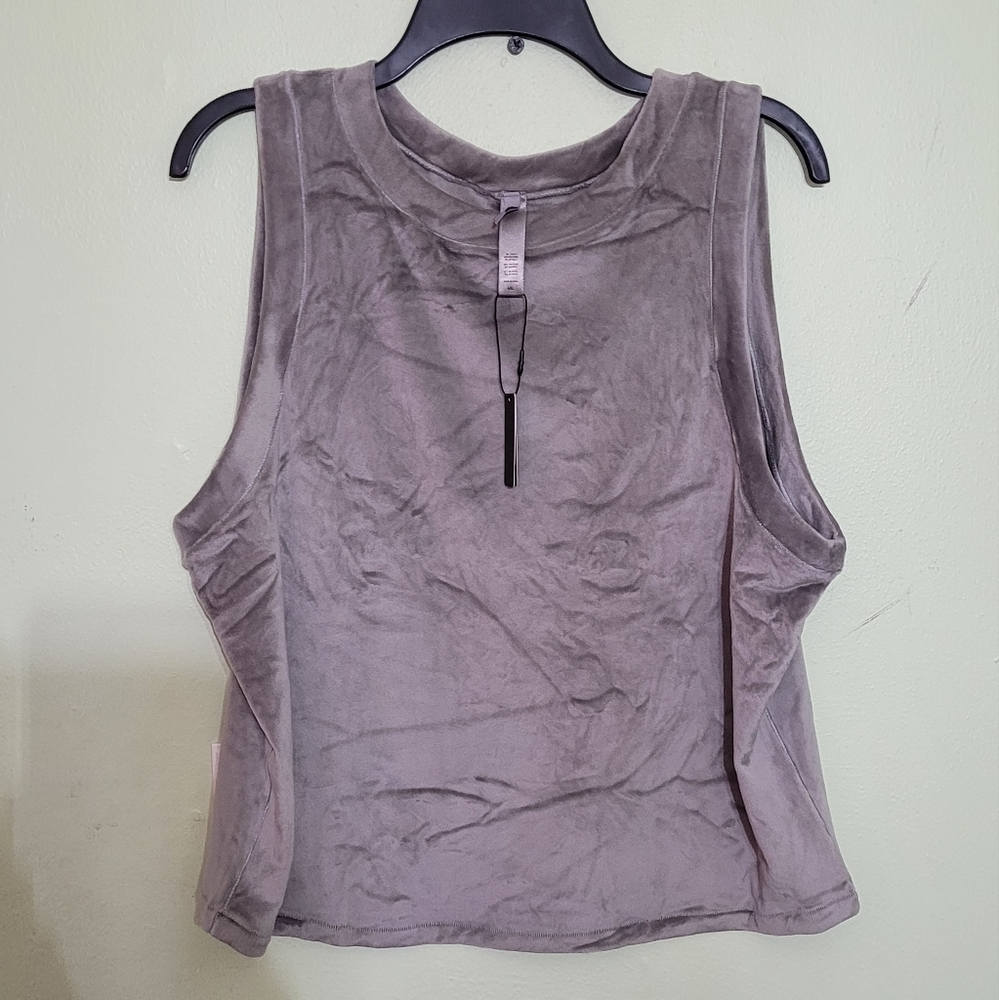 SKIMS NWT VELOUR CREW NECK TANK
